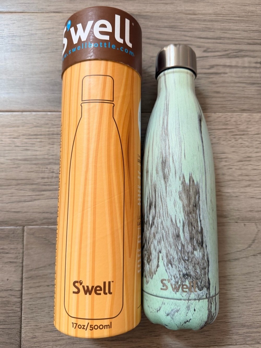 NEW S’well 17oz Stainless Steel Insulated Water Bottle w/box